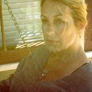 Meet your Posher, Charis